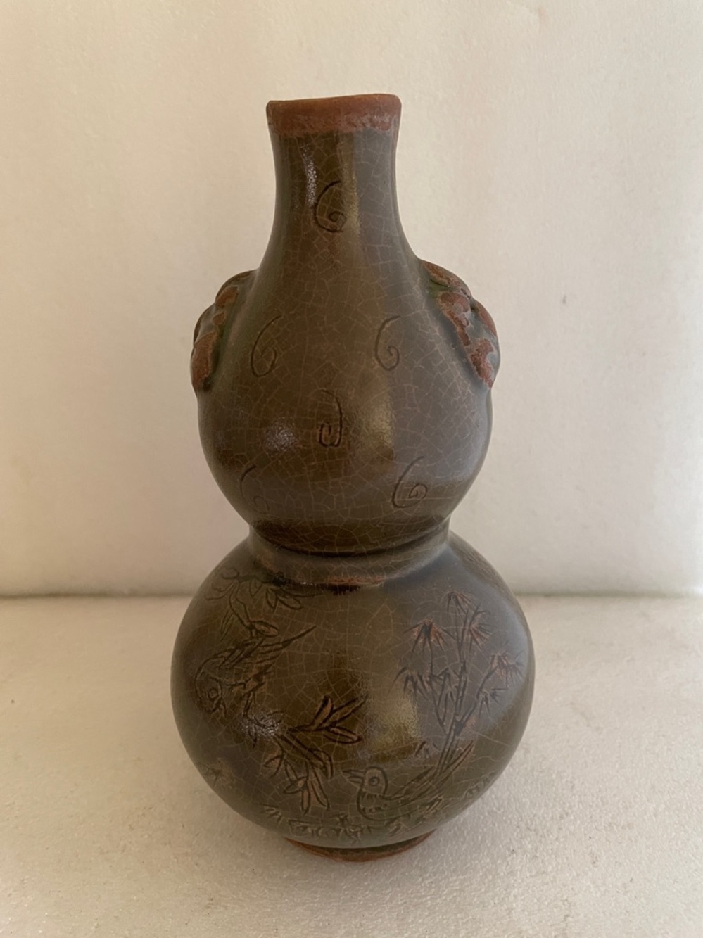 Old Chinese porcelain green curved vase